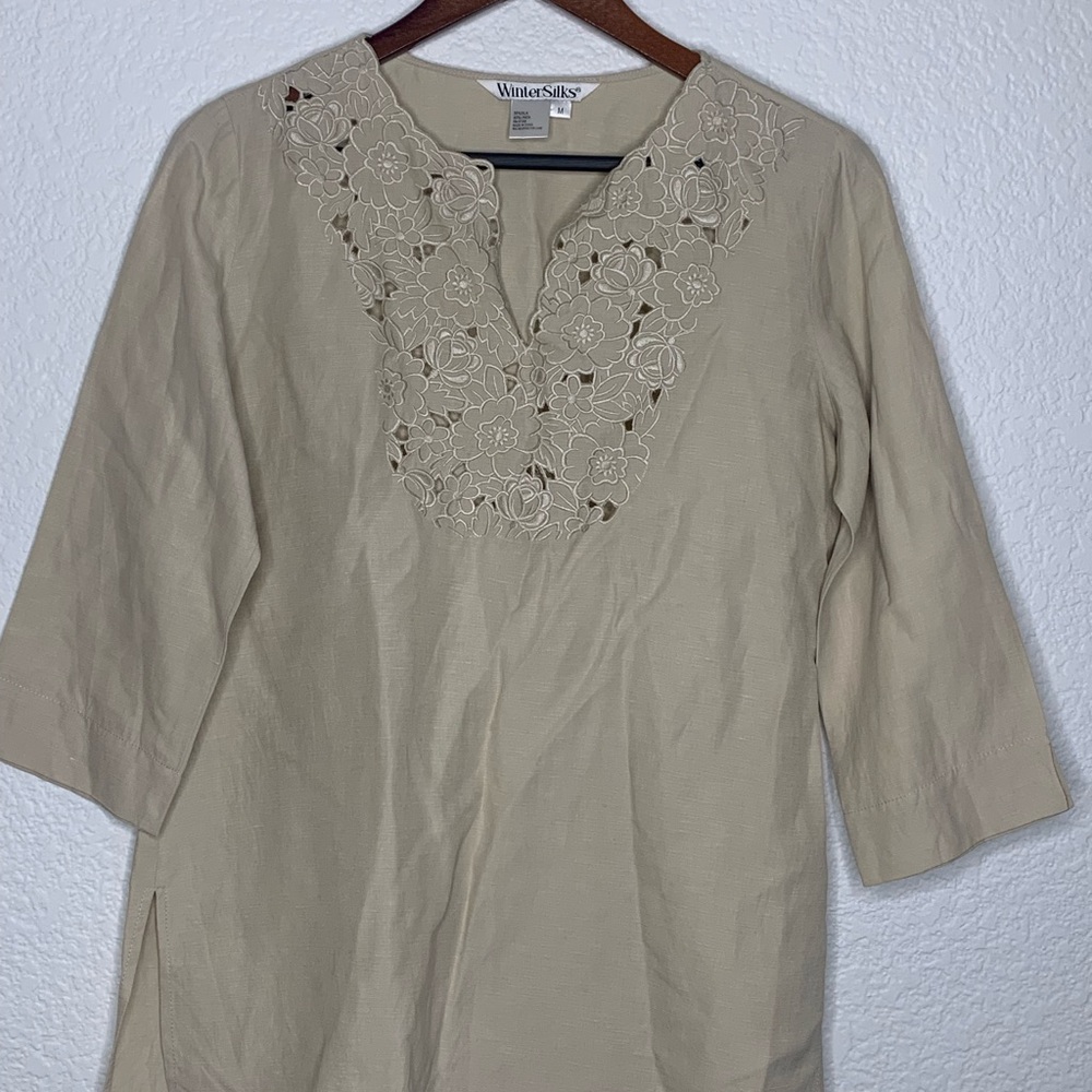 Wintersilk Women's Tan Top with Floral Detail